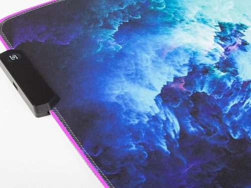 Nagy méretű rugalmas gamer egérpad LED RGB Háttérvilágítással, 80x30 cm
