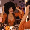 Fekete Afro Paróka, Retro Mikrofon Frizura Farsangra és Bulikra 