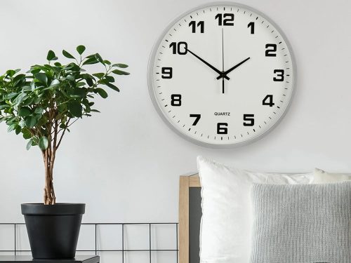 Csendes működésű kerek falióra másodpercmutatóval, 25 cm