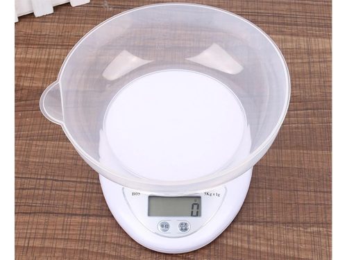 Digitális konyhai mérleg levehető műanyag tállal – 5 kg / 1 g