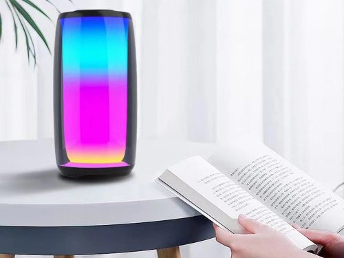 Hordozható Bluetooth boombox hangszóró USB-vel és FM rádióval