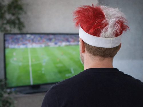 Szurkolói haj fehér-piros fejfedő lengyelország meccs stadion fejpánt