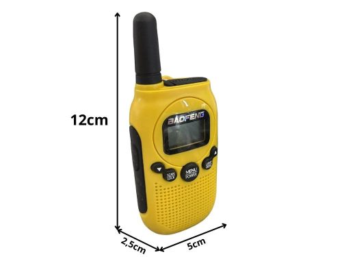 2 db baofeng bf-t6 rádió készlet, nagy hatótávolság (akár 2 km), zseblámpa, 1500 mah