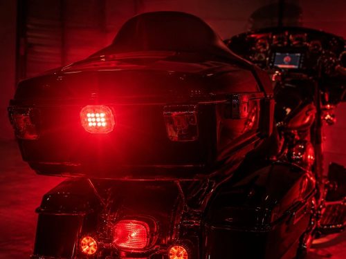 Univerzális RGB LED villogó autóhoz, motorhoz és drónhoz – Távirányítós, akkumulátoros stroboszkóp szett, 2db